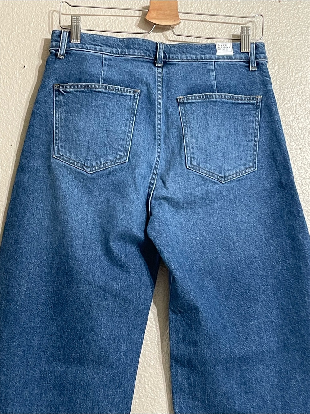 Frank & Eileen Brennan Barrel Jean - Picture 15 of 16